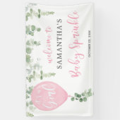 女の子ピンクバルーンeucalyptusベビー散布 横断幕 (縦)