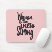 女の子力の女性はピンクの黒の新しい強いです マウスパッド (マウス)