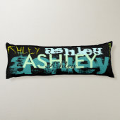 女の子名6文字のパーソナライズされた抱き枕 ボディピロー (裏面)