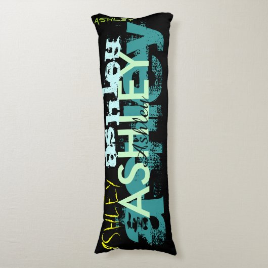 女の子名6文字のパーソナライズされた抱き枕 ボディピロー (正面縦)