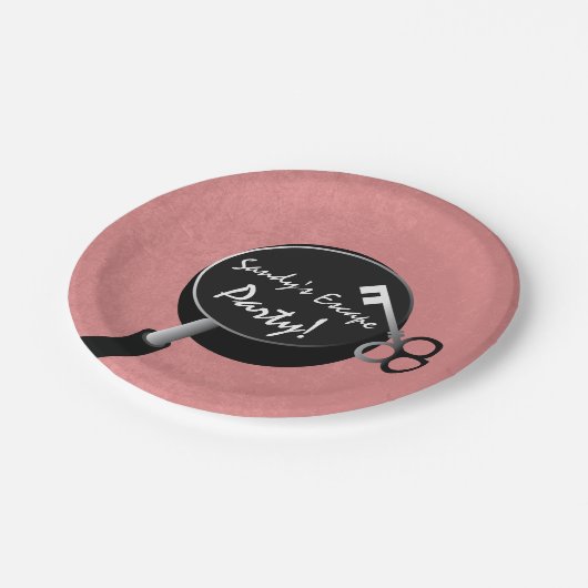 女の子用品のパーティーを逃れる ペーパープレート (アングル)