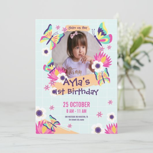 女の子蝶1歳の誕生日招待状 写真付き 招待状 (スタンド正面)
