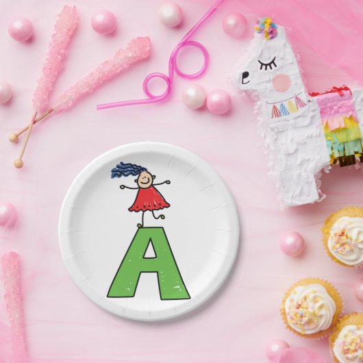 女の子踊りオン緑の文字Aおもしろいアルファベット ペーパープレート (パーティー)