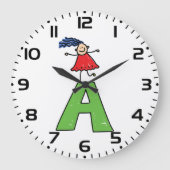 女の子踊りオン緑の文字Aおもしろいアルファベット ラージ壁時計 (正面)