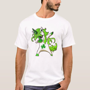 女の子達St patricks day・シャムロック・ダビング・ユニコーン・キッド Tシャツ
