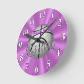 女の子部屋のためのパーソナライズなバスケットボールの時計 ラウンド壁時計 (傾斜)