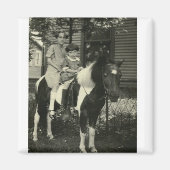 女の子2人と馬 マグネット (正面)