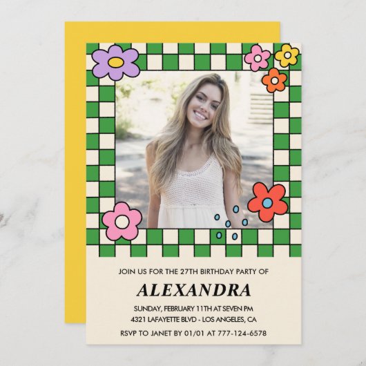 女の子27歳の誕生日の招待レトロGroovyフローラ 招待状 (正面/裏面)