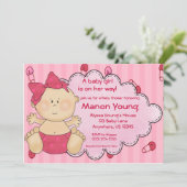 女の赤ちゃんのおむつはピンクシャワーの招待状をピンで止めます 招待状 (スタンド正面)