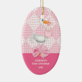 女の赤ちゃんのこうのとりのベビーの初めてのクリスマスのオーナメント セラミックオーナメント (右)