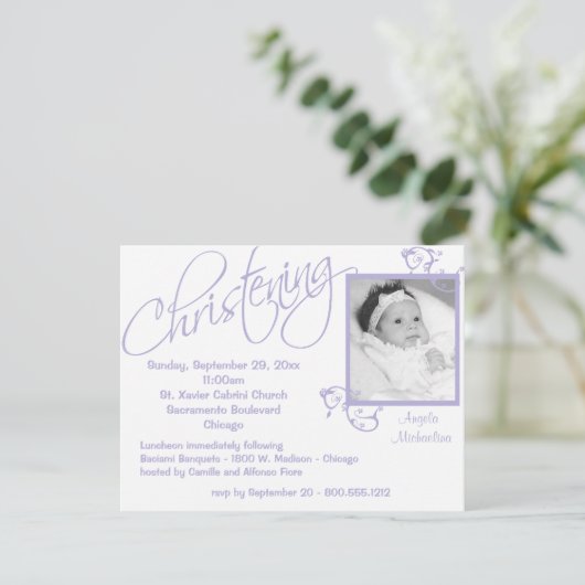 女の赤ちゃんのための紫色の《キリスト教》洗礼式や命名式スクロール 招待状 (スタンド正面)