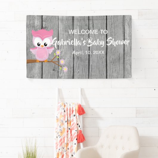 女の赤ちゃんのシャワーのフクロウの旗はだれであるか見て下さい 横断幕 (インサイチュ)