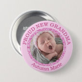 女の赤ちゃんのピンクの誇りを持ったな祖母ボタン 缶バッジ (正面&裏面)