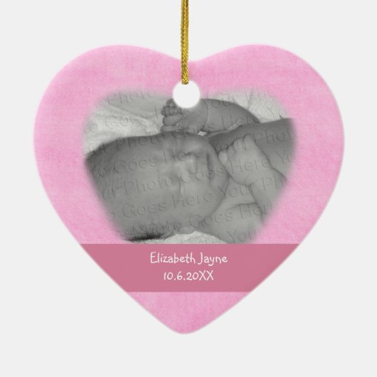女の赤ちゃんのピンクの足跡の写真のオーナメント セラミックオーナメント (裏面)