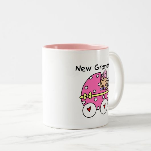 女の赤ちゃんの新しい祖母のTシャツおよびギフト ツートーンマグカップ (正面右)