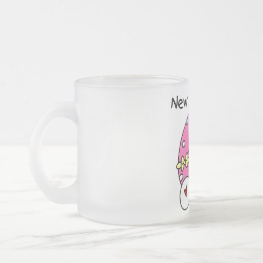 女の赤ちゃんの新しい祖母のTシャツおよびギフト フロストグラスマグカップ (左)