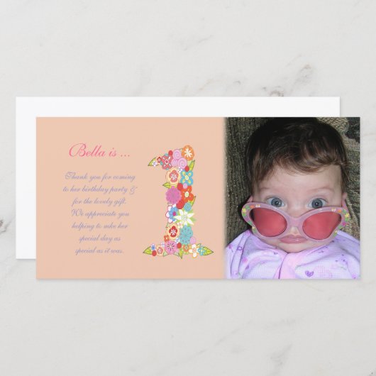 女の赤ちゃんの第1誕生日は写真カード感謝していしています サンキューカード (正面/裏面)