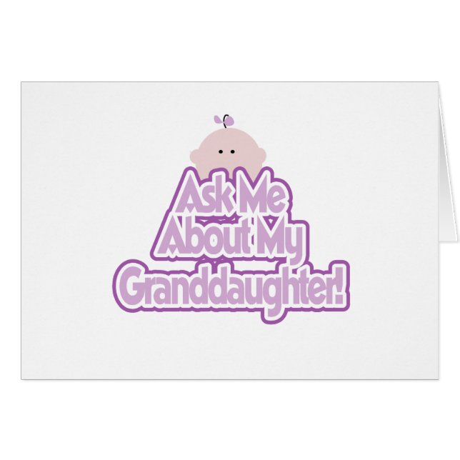 女の赤ちゃんは私の孫娘のTシャツについて尋ねます (正面横)