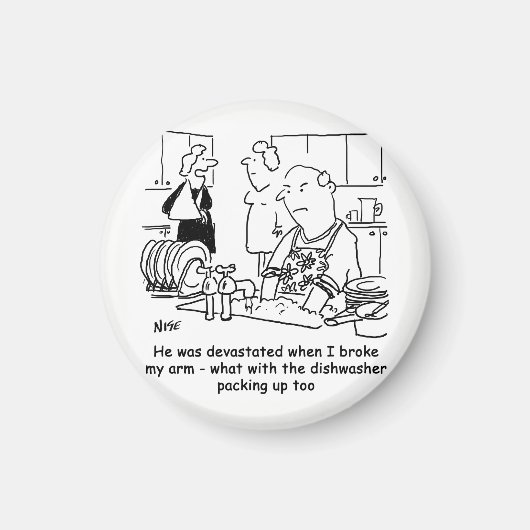 女は腕を折って人が皿を洗う。おもしろい マグネット (正面)