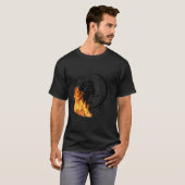 女を焼いた魔女は焼かなかった Tシャツ (正面フル)
