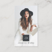 女スタイリッシュ起業家モダンモノグラム写真 名刺 (正面)