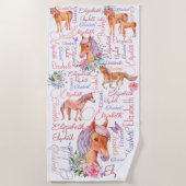 女パーソナライズされたの子の名前とポニーのコラージュ ビーチタオル (正面)