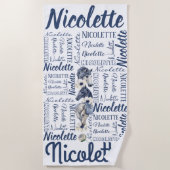 女パーソナライズされたの子の長い名前 ビーチタオル (正面)