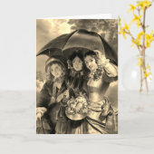 女ビクトリアンの子の傘の雨の日のビクトリアン女性 カード (黄色い花)