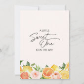 女モダンの子フローラ柑橘系スウィート1赤ちゃんシャワー 招待状 (裏面)