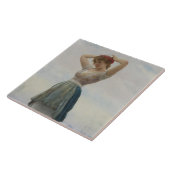 女リラックスの子のビーチ タイル (側面)