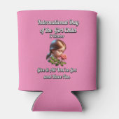 女国際的の日。おもしろい 缶クーラー (裏面)