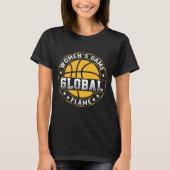 女子のゲーム世界を炎で彩る Tシャツ (正面)