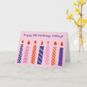 女子の第7誕生日7ピンク紫キャンドルパーティー カード (黄色い花)