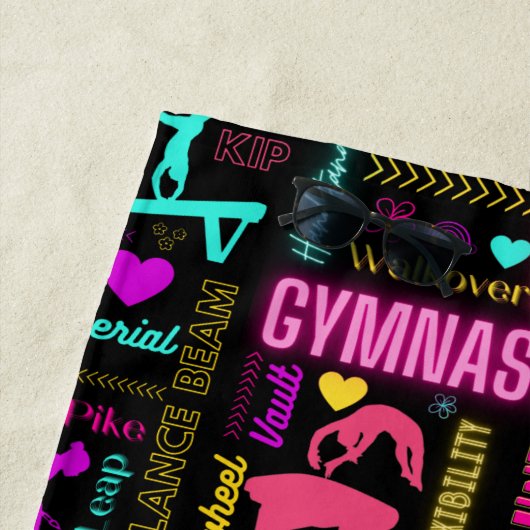 女子カラフル体操の用語集タイポグラフィ ビーチタオル (インサイチュ)