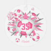 女子サッカーのボールパンク メタルオーナメント (裏面)