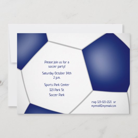女子サッカーの誕生日ブルーサッカーボールの吹き出し 案内状 (裏面)