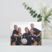 女子サッカー10代の選手の集団ポートレート ポストカード (スタンド正面)