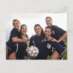 女子サッカー10代の選手の集団ポートレート ポストカード