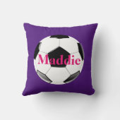 女子サッカー – この王女はクリートを着ている！ クッション (裏面)