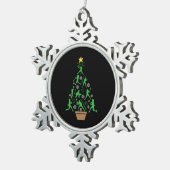 女子ソフトボールのクリスマスツリー スノーフレークピューターオーナメント (右)