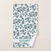 女子ティール（緑がかった色）白サッカーボールのパターンパーソナライズされた バスタオルセット (ハンドタオル)