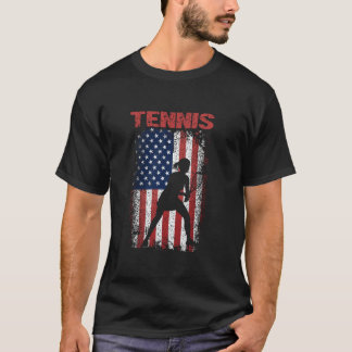 女子テニススポーツレトロアメリカンフラッグアメリカ Tシャツ