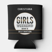 女子パーソナライズされた週末女子トリップバケーション 缶クーラー (裏面)