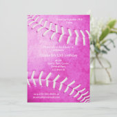 女子ピンクのソフトボールの誕生日またはチームのパーティー 招待状 (スタンド正面)