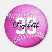 女子ピンクのソフトボールパーソナライズされたチームのギフト マグネット (正面)
