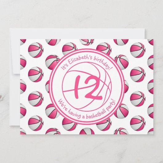 女子ピンクの白いバスケットボールの誕生日またはチームのパーティー 招待状 (裏面)