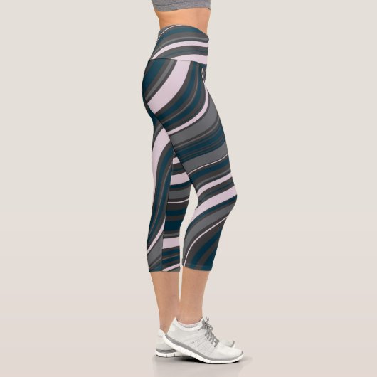 女子モダンズ素朴ブルー&グレー カプリレギンス (右)