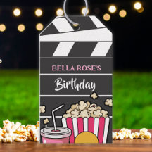 女子会の映画鑑賞会の誕生日パーティー