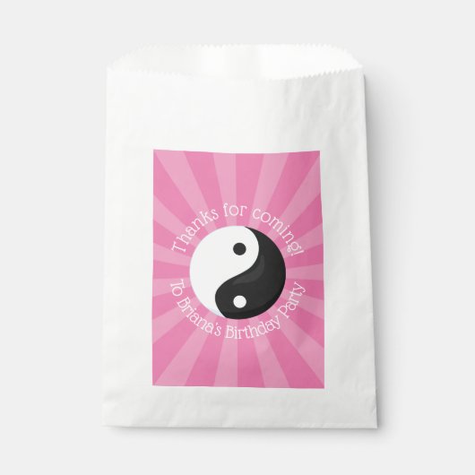 女子向けのピンクカラテパーティーのお土産袋 フェイバーバッグ (正面)