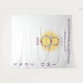 女子国際的デイインクルッインスパイアプバック タペストリー (正面(横))